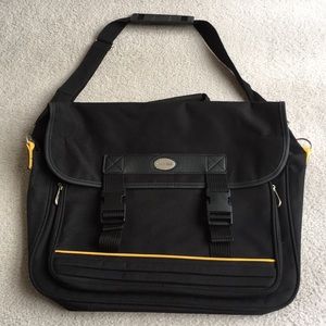 Travel Gear Messenger Bag
